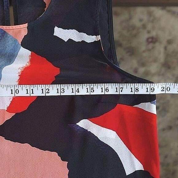 DKNY sheer sleeveless multicolour abstract pattern sleeveless blouse size M - Picture 10 of 14